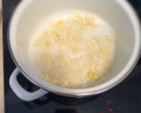 Kakukkfüves gombás csirke felső comb tarhonyával recept fázis 1 fotója