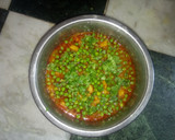 A picture of step 8 of Matar paneer.