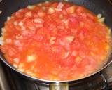 Foto del paso 2 de la receta Salmn escalfado y fettuccine de pesto con salsa de concasse de tomates