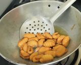 A picture of step 3 of Jaggery Cowrie.