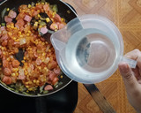 Foto langkah ke 5 dari resep Pizza Goreng.