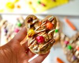 A picture of step 6 of Easter bunny cinnamon rolls.