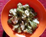 Foto langkah ke 1 dari resep Brokoli Tumis.