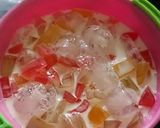 Foto langkah ke 4 dari resep Es Jelly Ceria.
