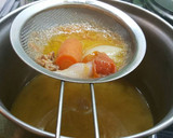 Foto del paso 4 de la receta: Caldo de pollo y virutas de jamón