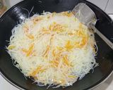 Foto langkah ke 4 dari resep Pastel Isi Bihun.