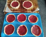 Foto del paso 7 de la receta Tartaletas de masa quebrada con mermelada casera y crema de chocolate