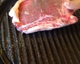 Foto del paso 6 de la receta: Bife a la plancha con risotto de ajo y perejil