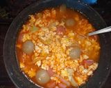 Foto langkah ke 5 dari resep Seblak cilok sosis mantul.