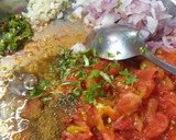 टमाटर का चोखा विद स्टफ्ड बाटी (tamatar ka chokha with stuffed bati recipe in Hindi) रेसिपी चरण 5 फोटो