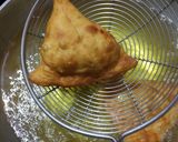 समोसा (Samosa recipe in marathi) रेसिपी स्टेप 6 फोटो