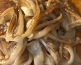 Foto del passaggio 1 della ricetta Spaghetti totani cicoria cimata e pesto di prezzemolo