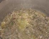 A picture of step 2 of Green chicken Kardahi.