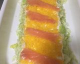 Foto del paso 4 de la receta: Pastel de salmón con surimi y huevo hilado