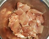 A picture of step 1 of General Tso's Chicken.