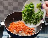 A picture of step 5 of Veg fried rice.