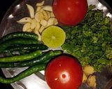 भुने टमाटर की चटपटी चटनी(bhune tamatar ki chutney recipe in hindi) रेसिपी चरण 1 फोटो