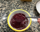 Foto del paso 3 de la receta: Magret de pato con salsa de frutos de rojos