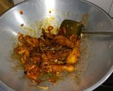 Foto langkah ke 3 dari resep Ayam goreng mentega.