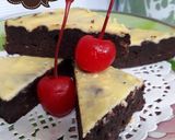 Foto langkah ke 10 dari resep 304. Banana Cream Cheese Brownies.