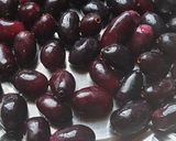 A picture of step 1 of Jamun Drink.
