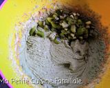Une image de l'étape 3 de Cake aux kiwis.