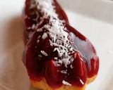 Foto del paso 9 de la receta: Eclair de crema de almendras y cobertura coulis de frutos rojos y coco