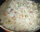 ஈஸி அண்ட் ஹெல்த்தி வெஜ் ஃப்ரைடு ரைஸ் ரெசிபி ஸ்டேப் 7 புகைப்படம்