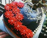 A picture of step 10 of Anniversary chocolate vanila cake.