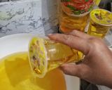 Foto langkah ke 5 dari resep Ayam Goreng Ketumbar.