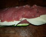 Foto del paso 3 de la receta: Milhoja de solomillo de cerdo con queso, calabacín y champiñones