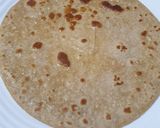 A picture of step 5 of Egg Paratha Salad Roll.