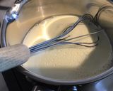 Une image de l'étape 2 de Sauce crème au curry et parmesan (pour pâtes,riz et poissons).
