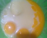 Foto langkah ke 5 dari resep Pie isi Susu & Bronis Putih telur #pr_anekapie.