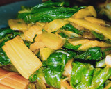 Foto del paso 7 de la receta: Acelgas al ajillo