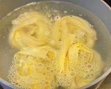 รูปขั้นตอนการทำที่ 1 ของ Chicken Fettuccine Alfredo (เฟตตูชินี่อัลเฟรโด ไก่)