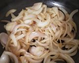 A picture of step 1 of Matar mushroom masala.