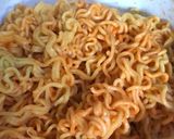 Foto langkah ke 1 dari resep Mie goreng rumahan rasa restoran.