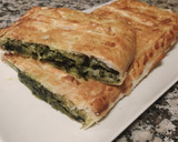 Foto del paso 7 de la receta: Empanada de espinacas, bacon, queso de cabra y patata