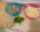 Foto langkah ke 4 dari resep Mie Goreng Bakso Simple.
