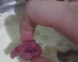 Foto del paso 2 de la receta: Frambuesas bañadas en chocolate