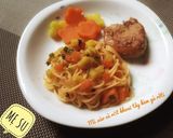 Hình bước làm 5 của món Mì xào cà rốt gà rôti - Ăn dặm cho bé