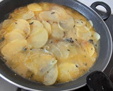 Foto del paso 3 de la receta: Revuelto de patatas y salmón