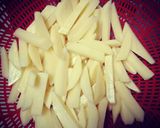 Hình bước làm 1 của món Khoai tây chiên giòn