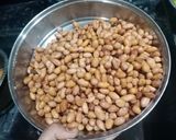 A picture of step 2 of Salty peanuts.