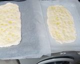Foto del paso 4 de la receta: Coca de forner con piñones (sin gluten)