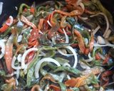 Foto del paso 3 de la receta: Chayotes con rajas y quesillo
