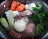 Foto del paso 2 de la receta: Caldo básico