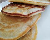 A picture of step 4 of Soft fluffy pancakes.