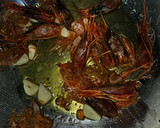 Foto del paso 3 de la receta: Rigattoni en salsa de gambitas rojas